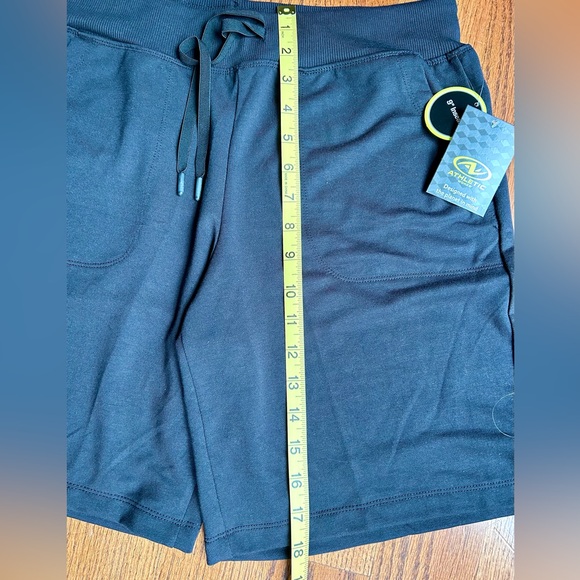 Athletic Works Unisex Black Shorts - Picture 5 of 7